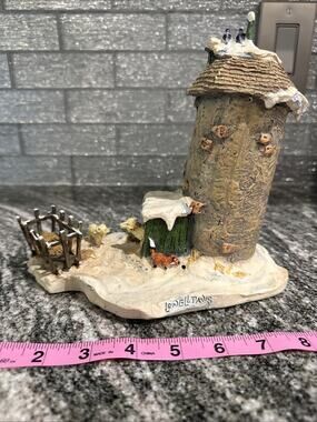 Lowell Davis Farm Country Christmas Holiday Silo Scene ERTL 1996 H052